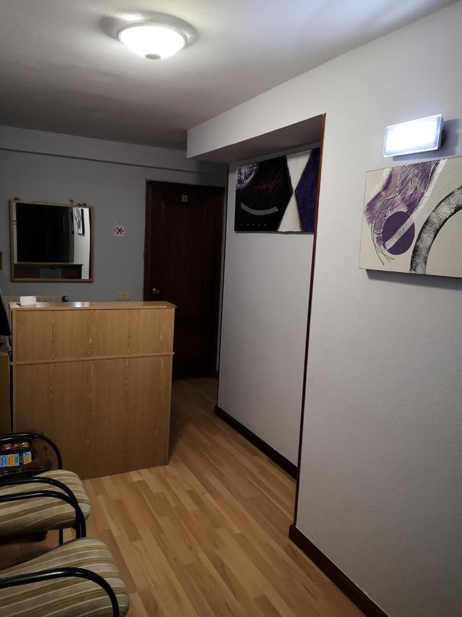 Hostal Campoamor Хихон Экстерьер фото
