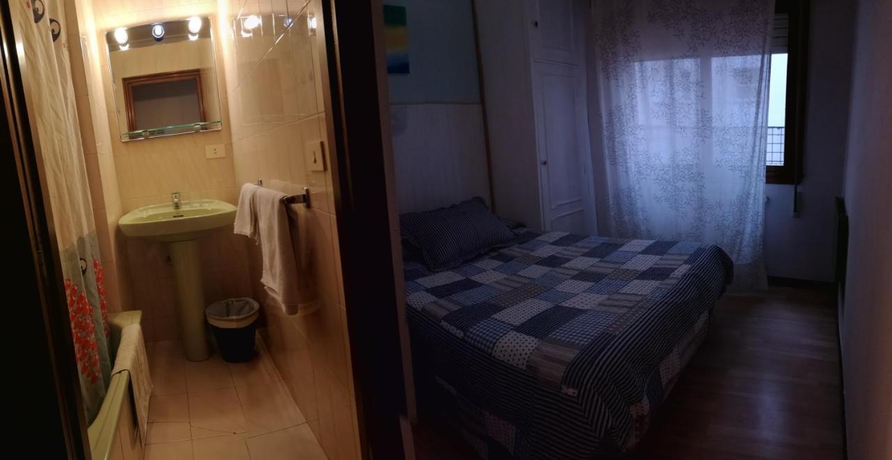 Hostal Campoamor Хихон Экстерьер фото